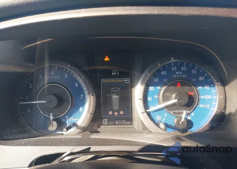 2017 Toyota Sienna Xle/Limited z USA, uszkodzony, nr VIN 5TDDZ3DC6HS167193